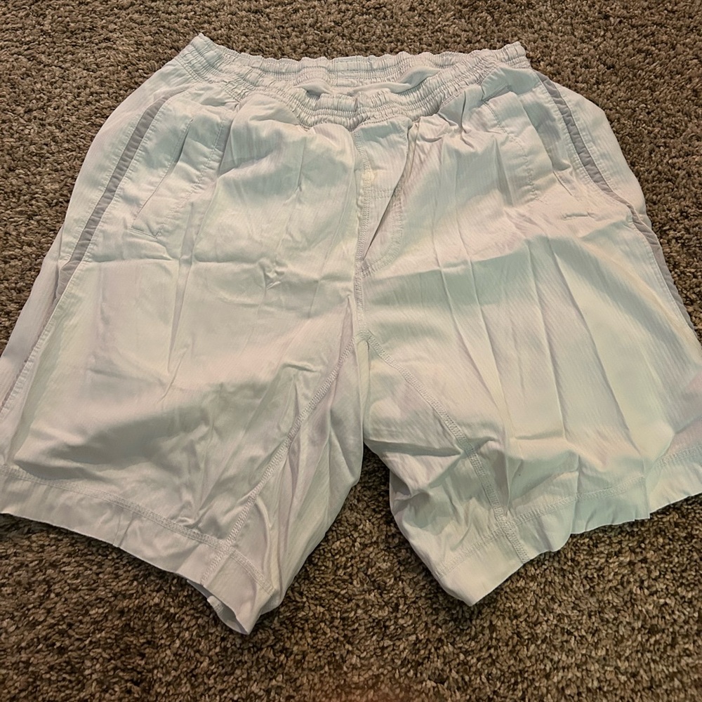 White lululemon men’s shorts